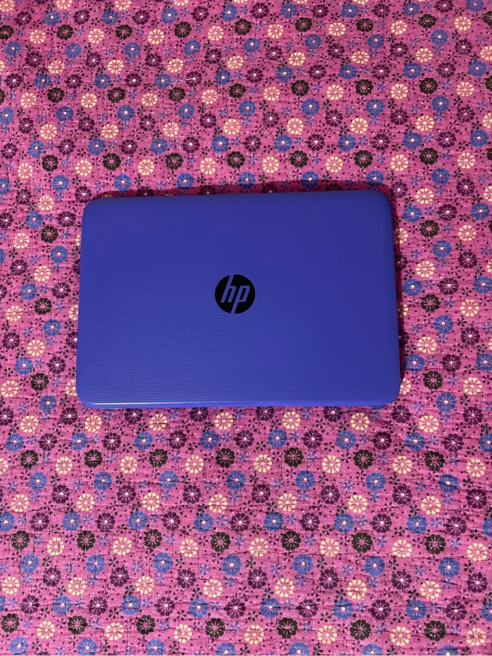 2016 HP Stream Purple Laptop 11.6 inch Screen LOCKED Charger included 🔌